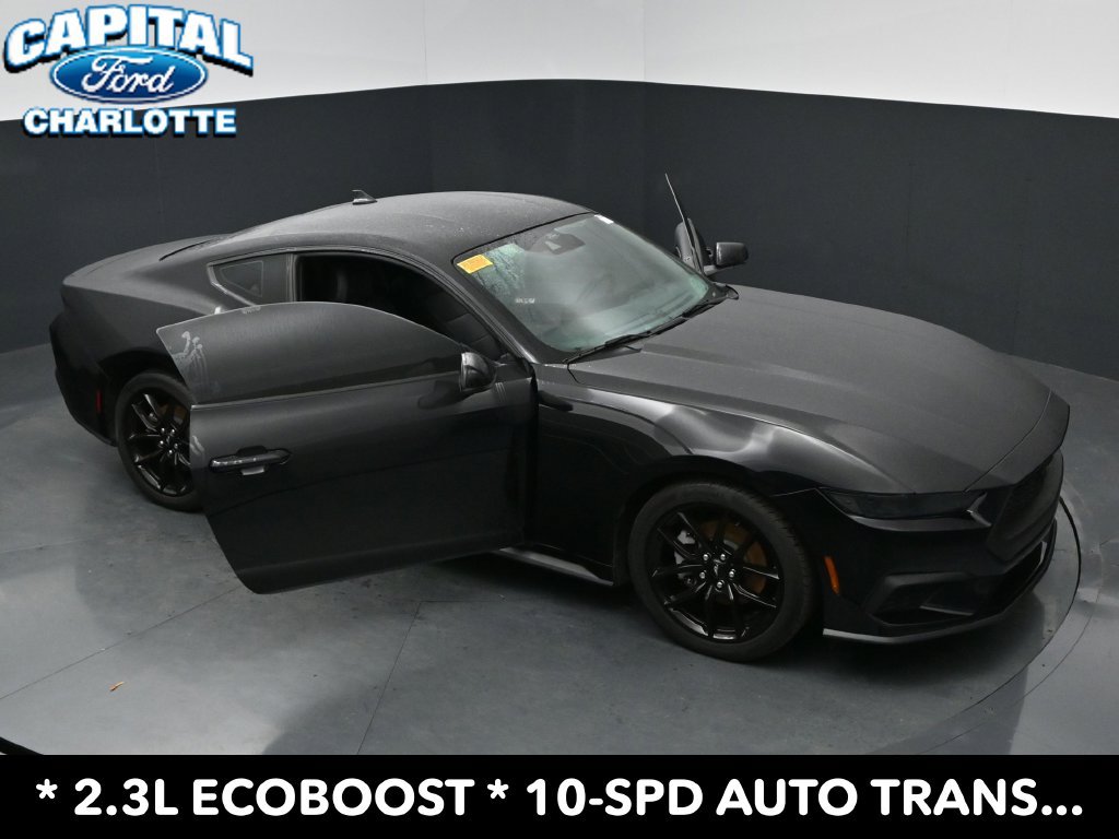 Used 2025 Ford Mustang Premium RWD image 33