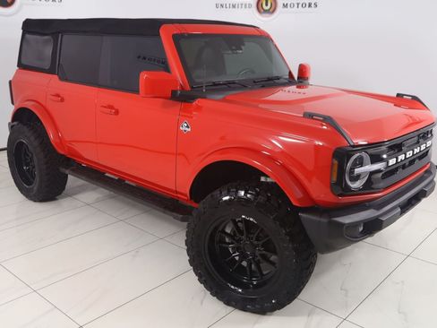 Used 2023 Ford Bronco Outer Banks AWD/4WD image 18