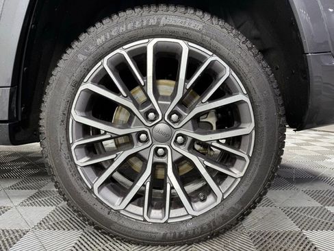 Used 2022 Jeep Grand Cherokee L Summit image 10