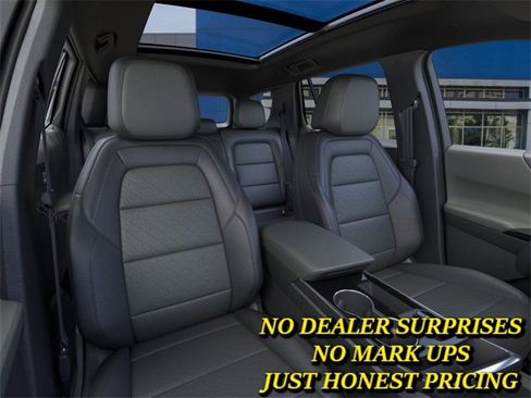 New 2026 Chevrolet Equinox LT w/ Convenience Package II image 16