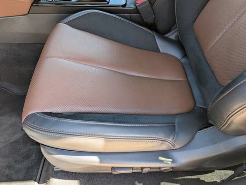 Used 2026 Subaru Forester Touring AWD/4WD image 14