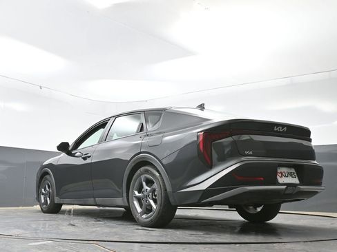 Used 2025 Kia K4 FWD image 29