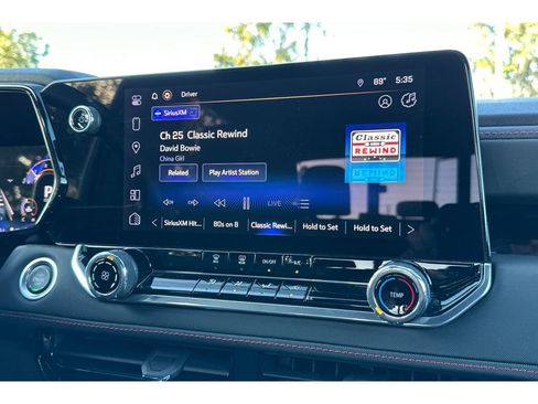 Used 2024 Chevrolet Colorado Z71 w/ Safety Package image 25