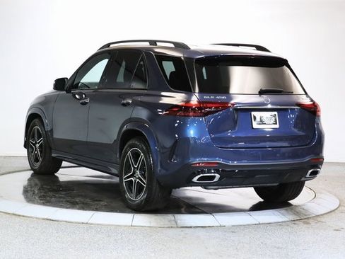 Used 2024 Mercedes-Benz GLE 450 4MATIC w/ AMG Line Exterior image 2