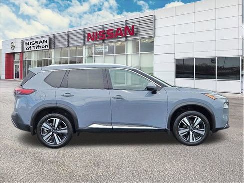 Certified 2023 Nissan Rogue SL w/ SL Premium Package image 8