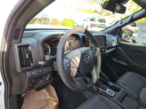 New 2026 Nissan Frontier SV w/ SV Convenience Package image 16