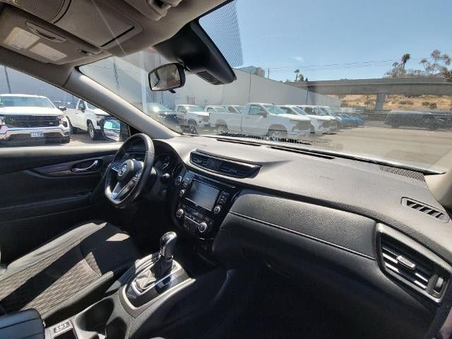 Used 2019 Nissan Rogue SV AWD/4WD image 27