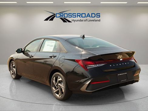 New 2025 Hyundai Elantra Sport image 3