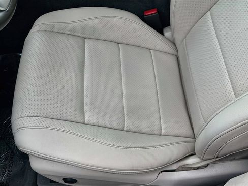 Certified 2020 Mercedes-Benz GLE 350 4MATIC image 21