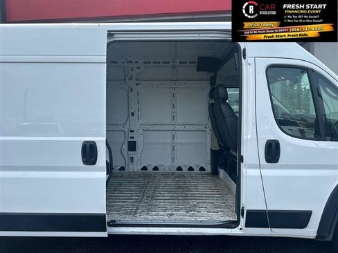 Used 2021 RAM ProMaster 2500 FWD image 9