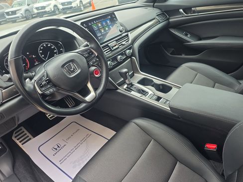 Used 2022 Honda Accord Sport image 10