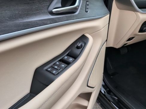 New 2026 Jeep Grand Cherokee L Limited w/ Limited Altitude Package AWD/4WD image 19