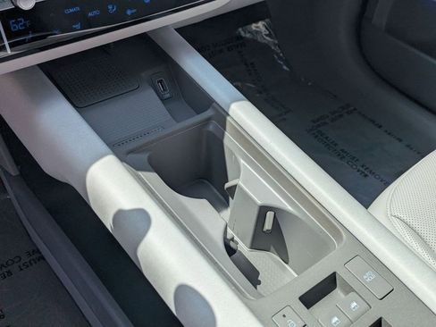 Certified 2024 Hyundai Ioniq 6 SEL image 22