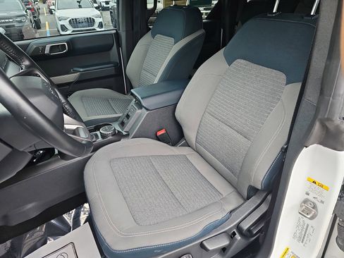 Used 2022 Ford Bronco Outer Banks AWD/4WD image 12