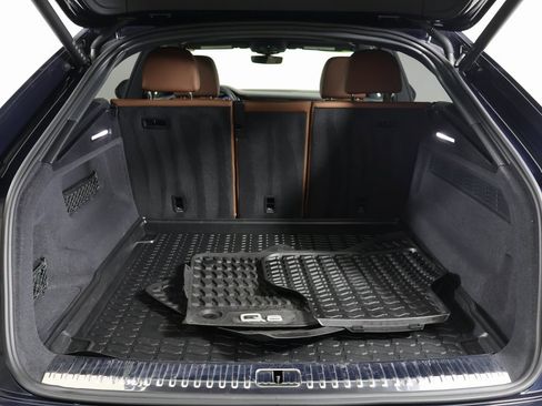 Used 2024 Audi Q8 Premium Plus image 15