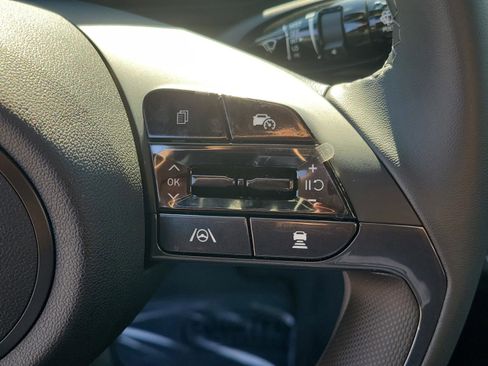 New 2026 Hyundai Elantra SEL Sport image 17