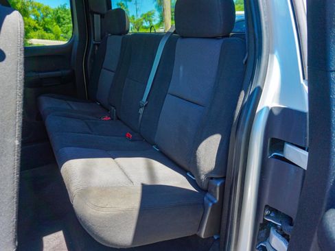 Used 2010 GMC Sierra 2500 SLE w/ SLE Preferred Package AWD/4WD image 12