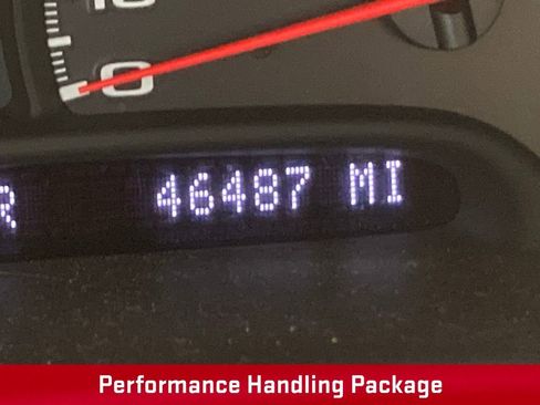 Used 2000 Chevrolet Corvette Coupe w/ Performance Handling Pkg image 3