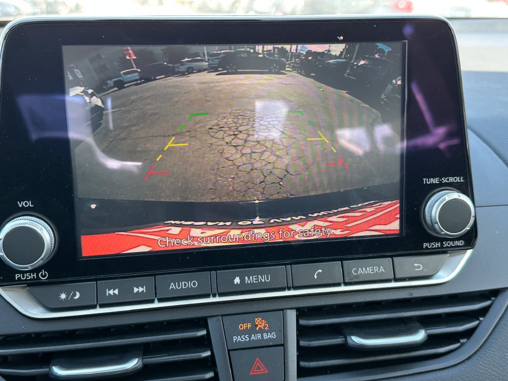 Used 2025 Nissan Altima 2.5 S FWD image 29