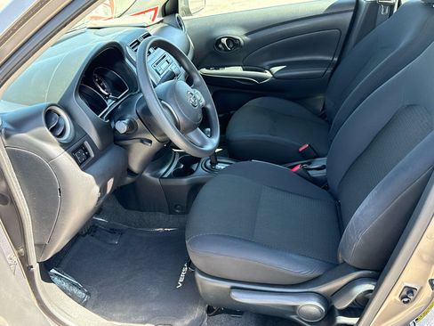 Used 2012 Nissan Versa SV FWD image 12