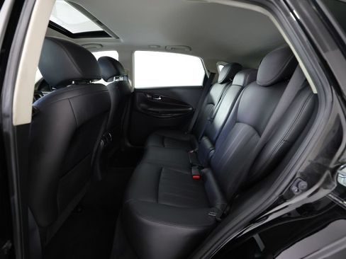 Used 2017 INFINITI QX50 AWD w/ Premium Package image 13