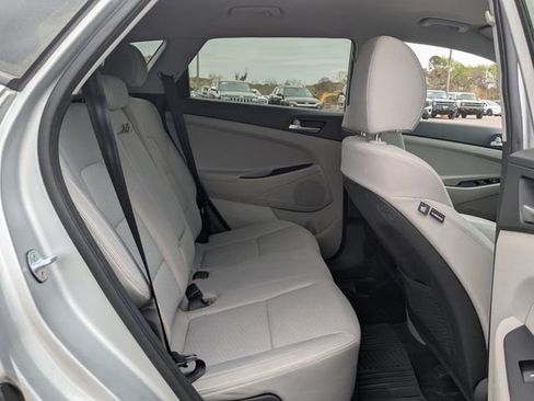 Used 2019 Hyundai Tucson SE FWD image 23