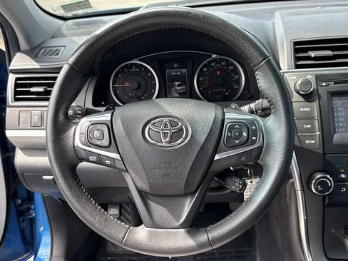 Used 2017 Toyota Camry SE FWD image 18