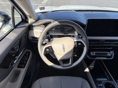 Used 2023 Lincoln Corsair AWD w/ Equipment Group 102A image 14