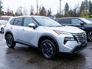 Used 2025 Nissan Rogue SV video 1