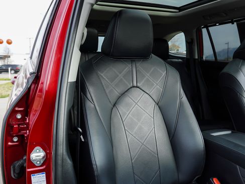 Certified 2020 Toyota Highlander Platinum image 27