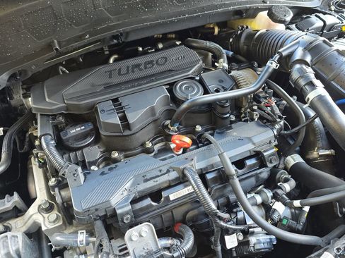 Used 2024 Kia Seltos SX image 14