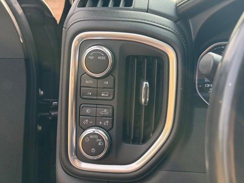 Used 2021 GMC Sierra 1500 Elevation w/ LPO, Elevation Black Package image 16