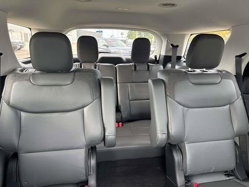 New 2026 Ford Explorer Active w/ Active Comfort Package image 11