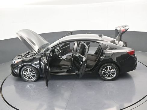 Used 2023 Kia Forte LXS w/ LXS Technology Package image 60
