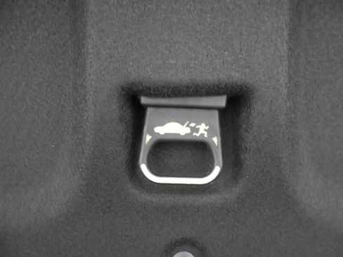 Used 2017 Chevrolet Camaro ZL1 RWD image 30