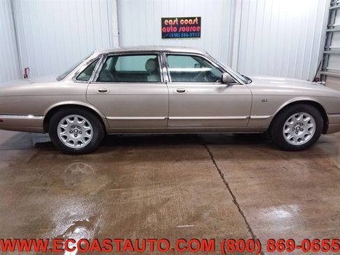 Used 1998 Jaguar XJ8 image 2