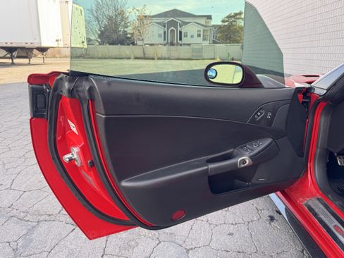 Used 2009 Chevrolet Corvette Z06 w/ Preferred Equipment Group image 43