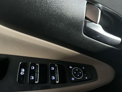 Used 2022 Hyundai Santa Fe SEL FWD image 17