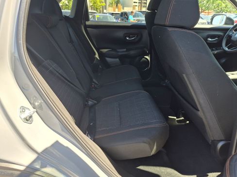 Used 2024 Honda HR-V Sport image 31