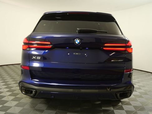 Used 2026 BMW X5 sDrive40i w/ Executive Package RWD image 4