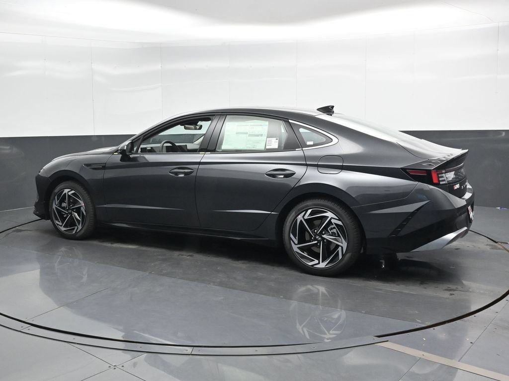 New 2026 Hyundai Sonata SEL FWD image 8