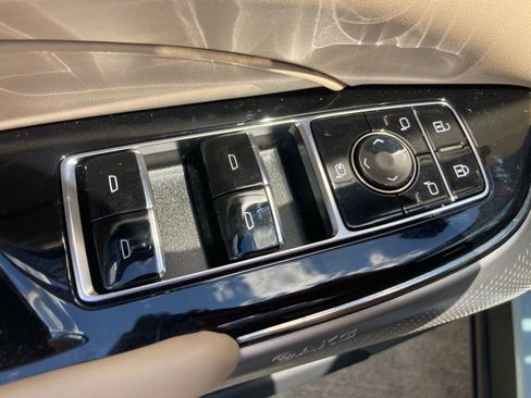 New 2025 Cadillac Lyriq Sport w/ Nappa Leather Package image 12