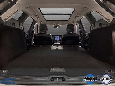 Used 2025 Volvo XC60 B5 Core image 91