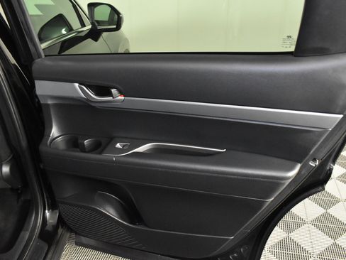 Used 2023 Hyundai Palisade SE image 43