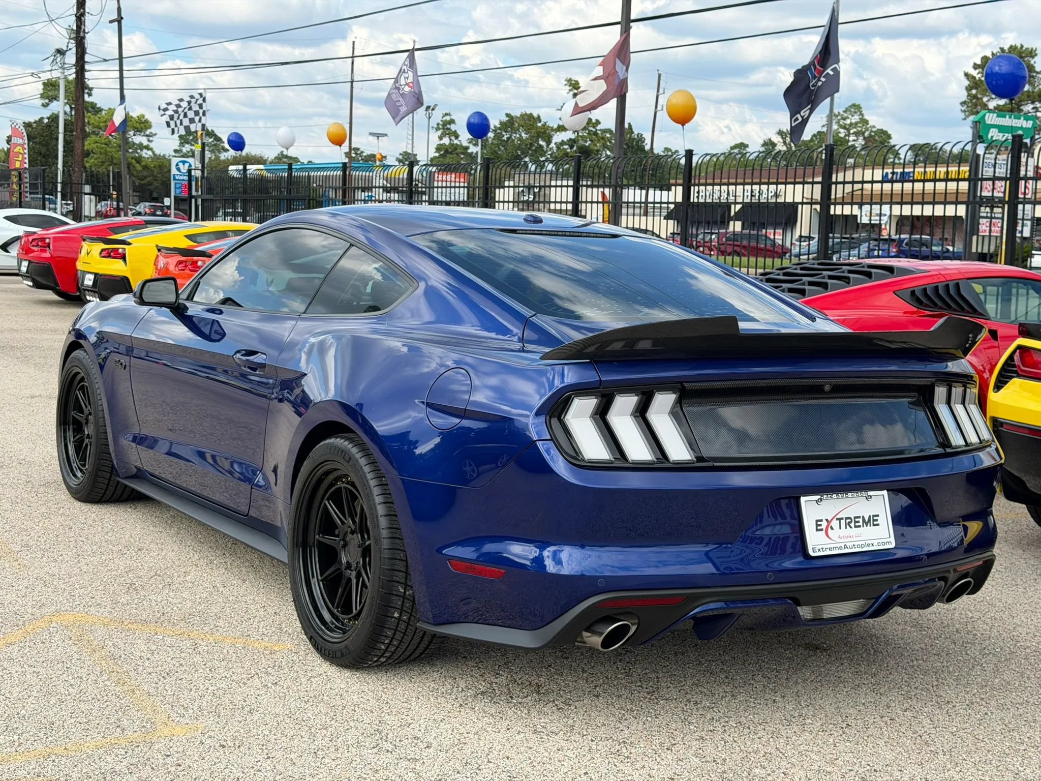 Used 2016 Ford Mustang GT Premium w/ Equipment Group 401A RWD image 6