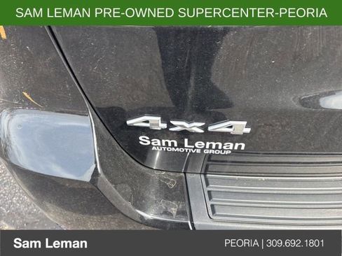 Used 2021 Jeep Grand Cherokee Laredo image 7