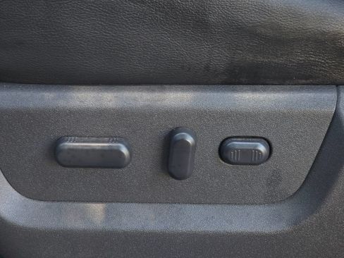 Used 2013 Ford F350 Lariat w/ Lariat Ultimate Pkg AWD/4WD image 34