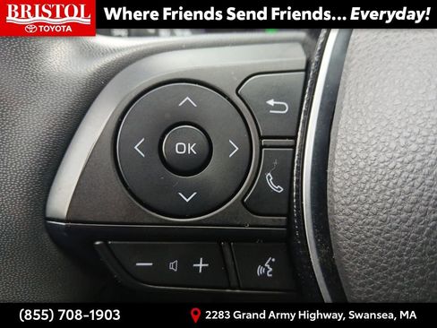 Used 2020 Toyota RAV4 XLE Premium image 30