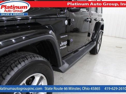 Used 2019 Jeep Wrangler Unlimited Sahara w/ Safety Group AWD/4WD image 40