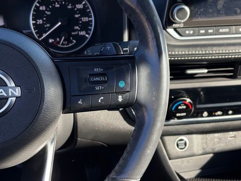 Certified 2023 Nissan Rogue SV w/ SV Premium B Package image 16